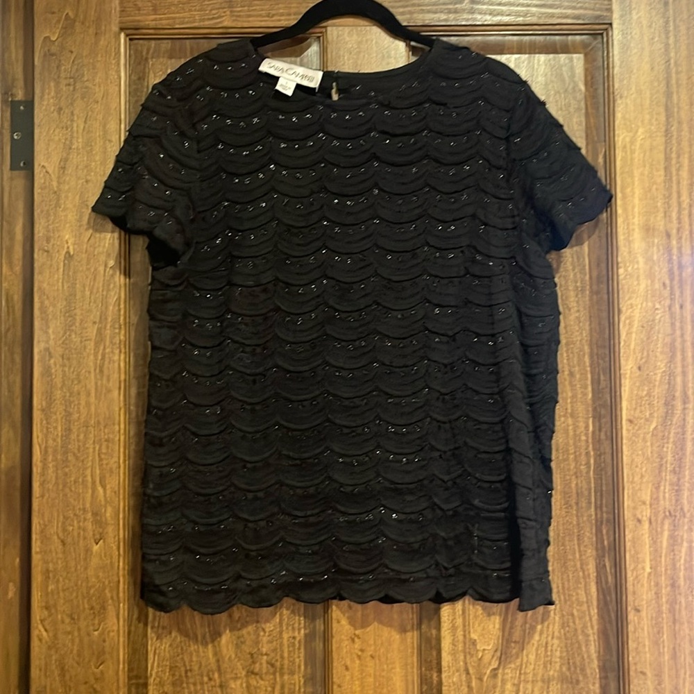 Sara Campbell  Black Lacey Shimmer Sheer Top W/ Scalloped short sleeves/hem SZ L